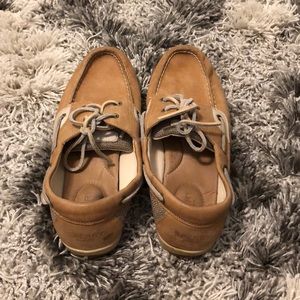 Tan sperrys